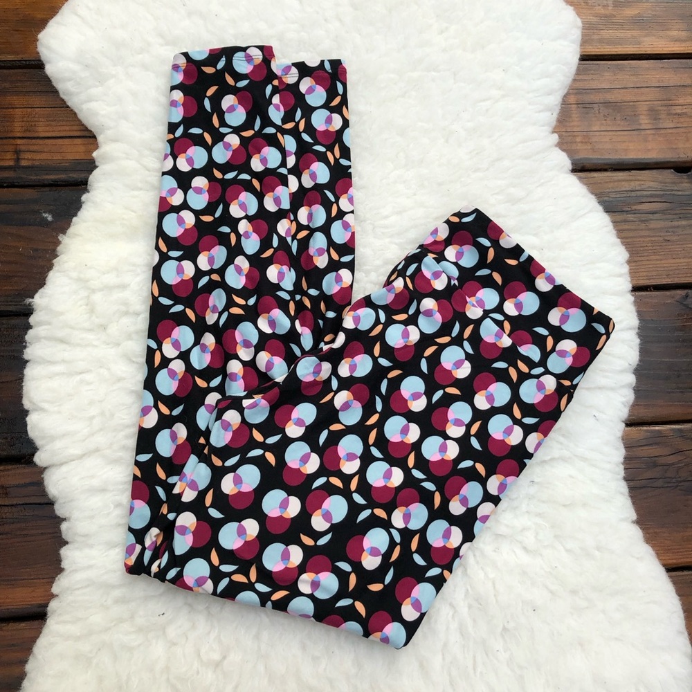 Lularoe Tall & Curvy Leggings